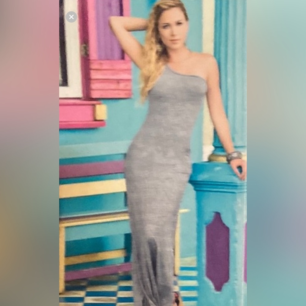 Gray Maxi Gown with Halter Neckline for Cocktail